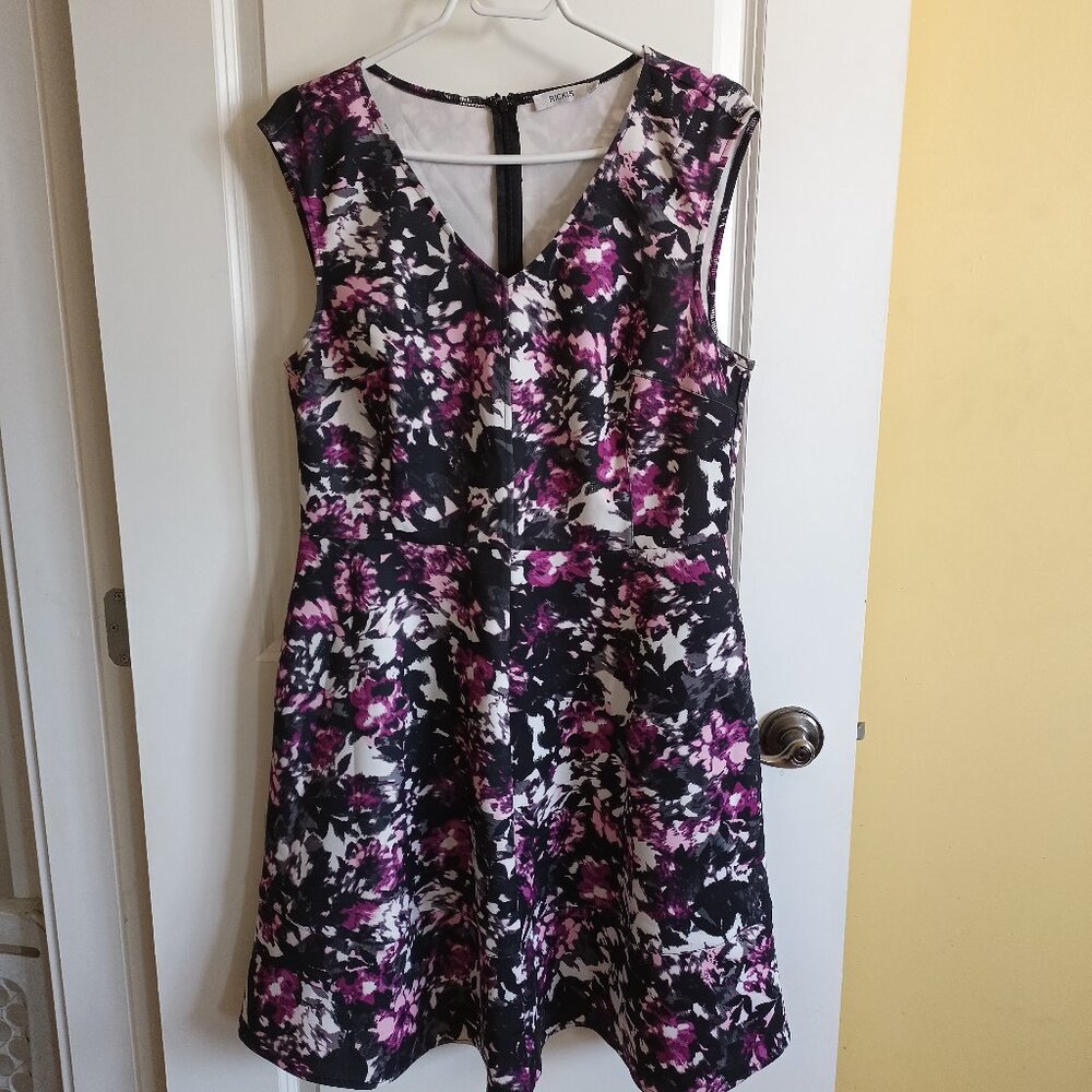 Rickis Women's Sleeveless V-Neck Dress Size Large